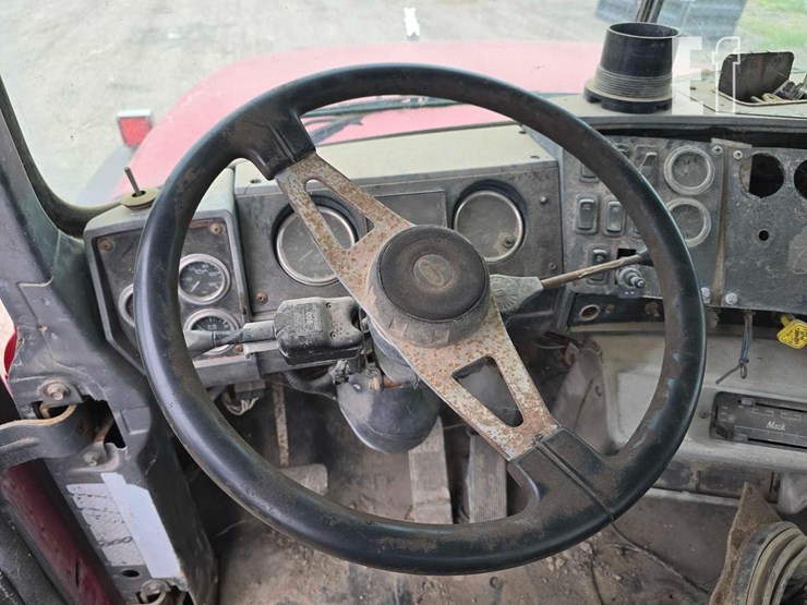 2003-mack-rd688s-image-10