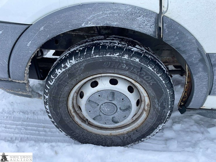 2016-ford-transit-image-61