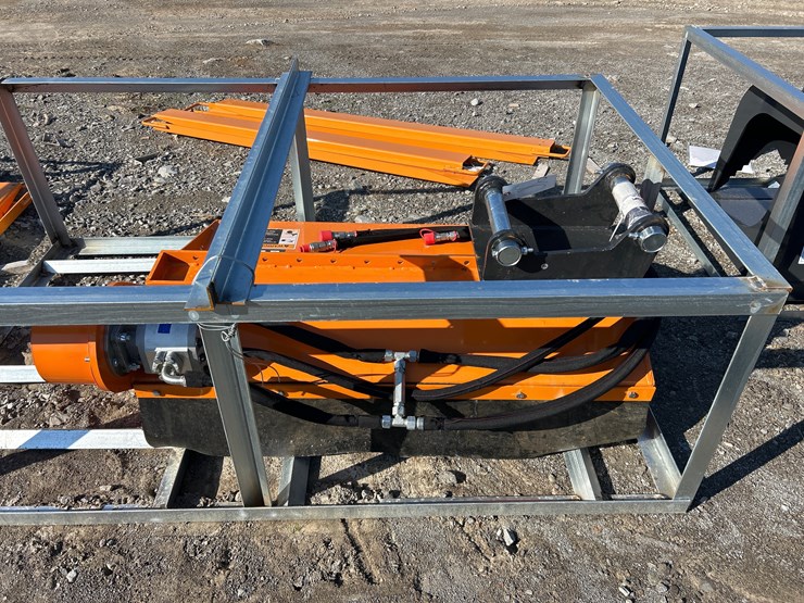 #20-•-wolverine-excavator-flail-mower-image-3