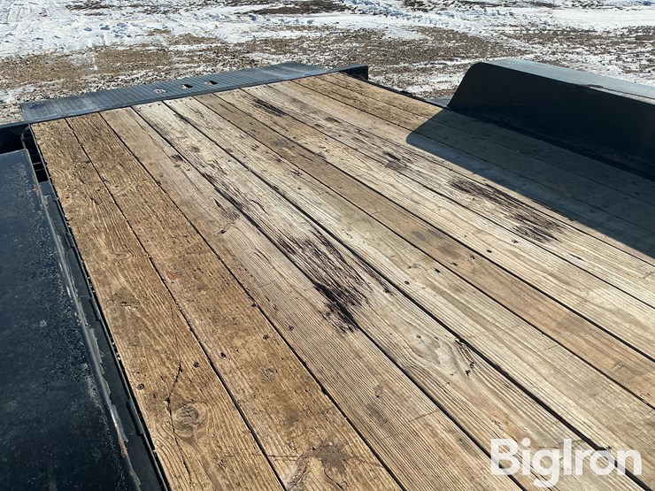 2018-b-&-b-22'-t/a-tilt-bed-trailer-image-16