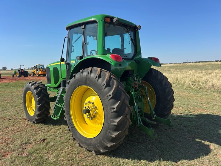 2006-john-deere-7320-image-32