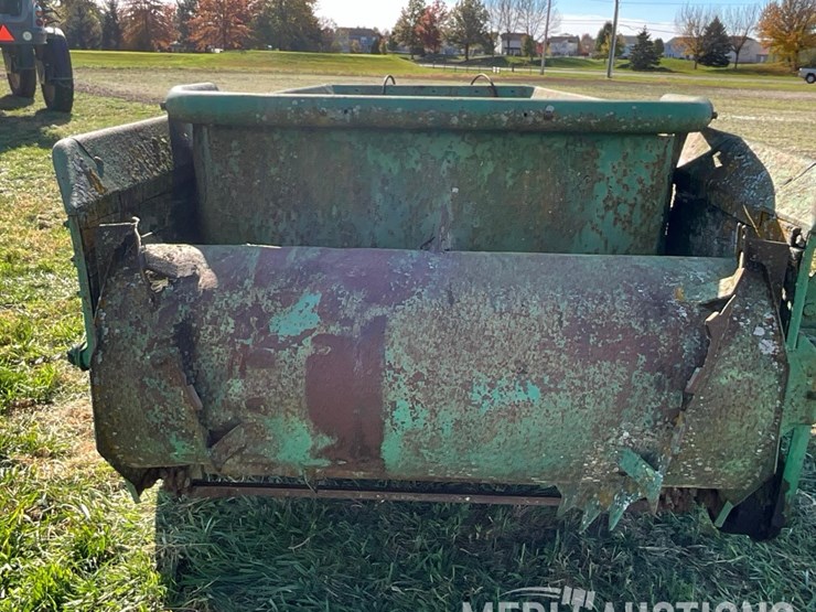 john-deere-manure-spreader-image-21