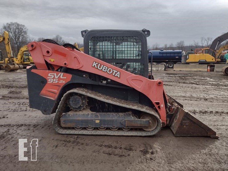 2019-kubota-svl95-2s-image-3