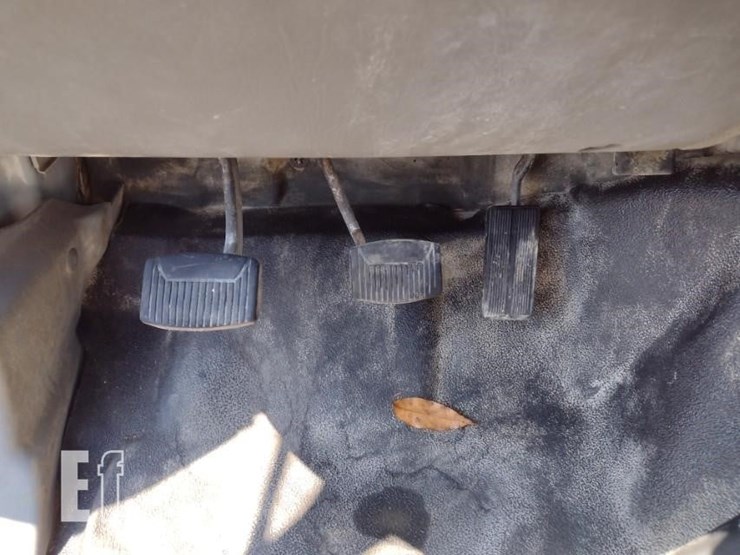 ford-f750-xl-image-7