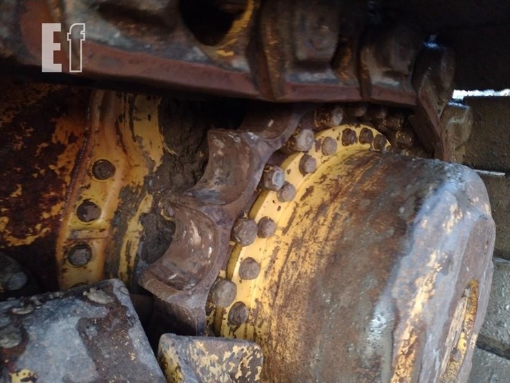 2004-komatsu-d65ex-15-image-21