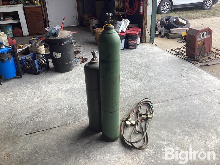 cutting-torch-w/-wheeled-cart-image-6