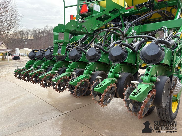 2019-john-deere-1795-image-15