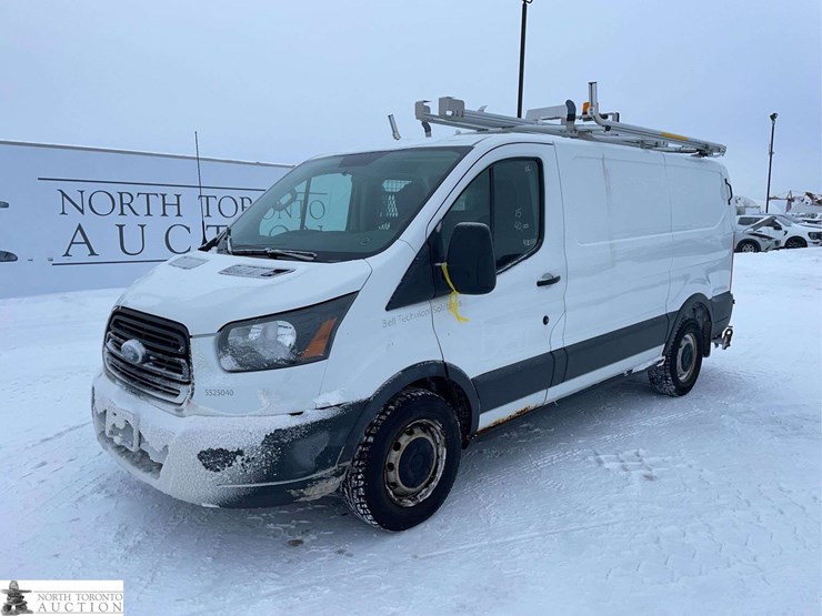 2015-ford-transit-image-2