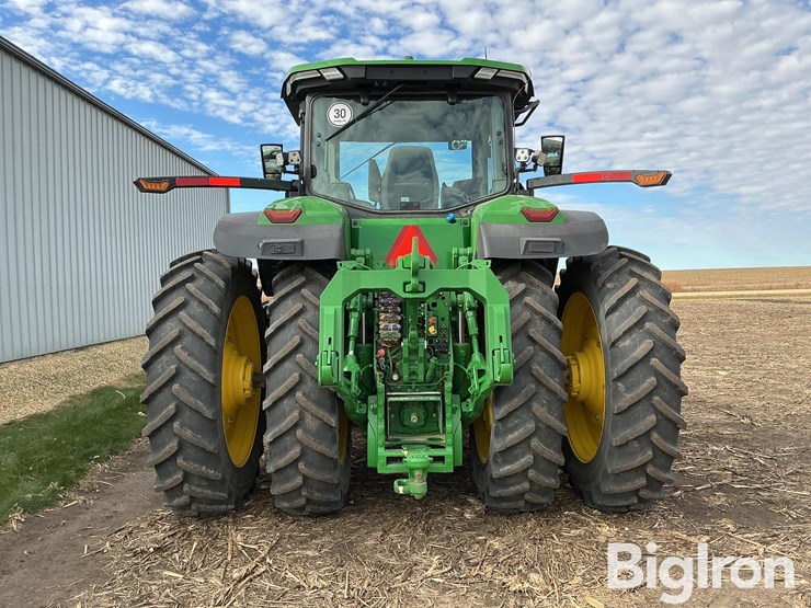 2024-john-deere-8r-370-image-6