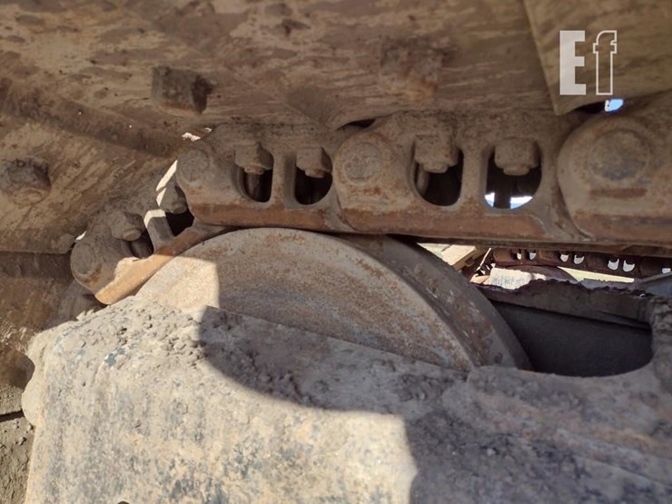 2012-hitachi-zx160-lc-3-image-36