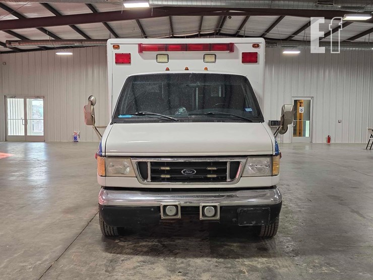 1996-ford-e350-image-7