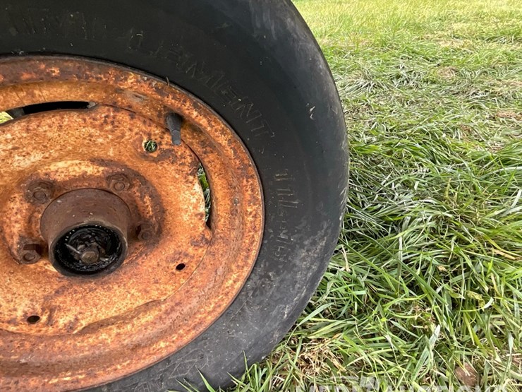 20ft.-hay-rack-with-steel-deck-image-26