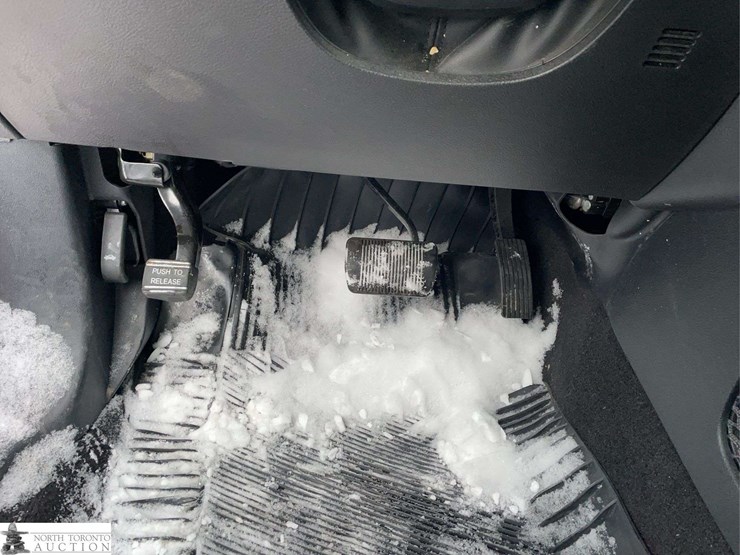 2014-dodge-journey-image-30