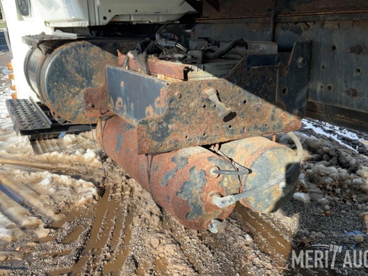 2007-international-durastar-4300-image-19