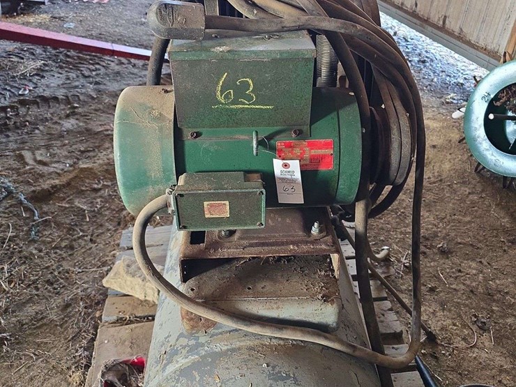 30-gallon-air-compressor-with-motor,-needs-work-image-5