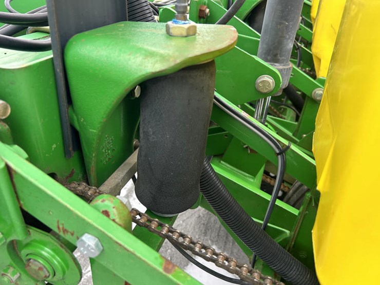 john-deere-1770-image-22