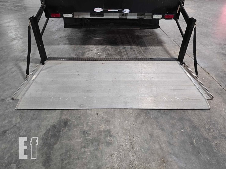 2006-ford-e350-sd-image-10