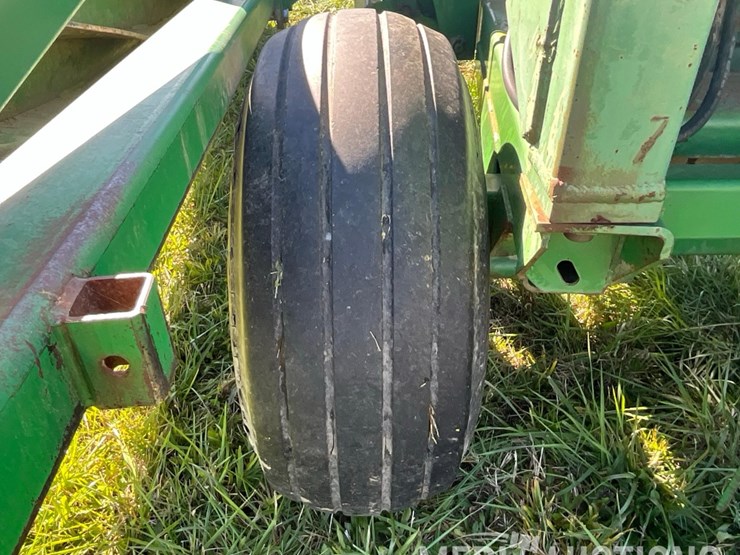 john-deere-530-image-19