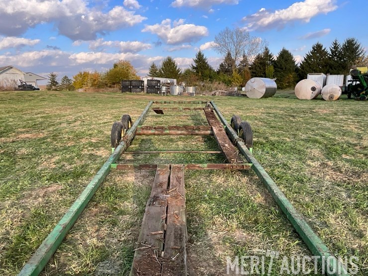 john-deere-implement-trailer-image-58