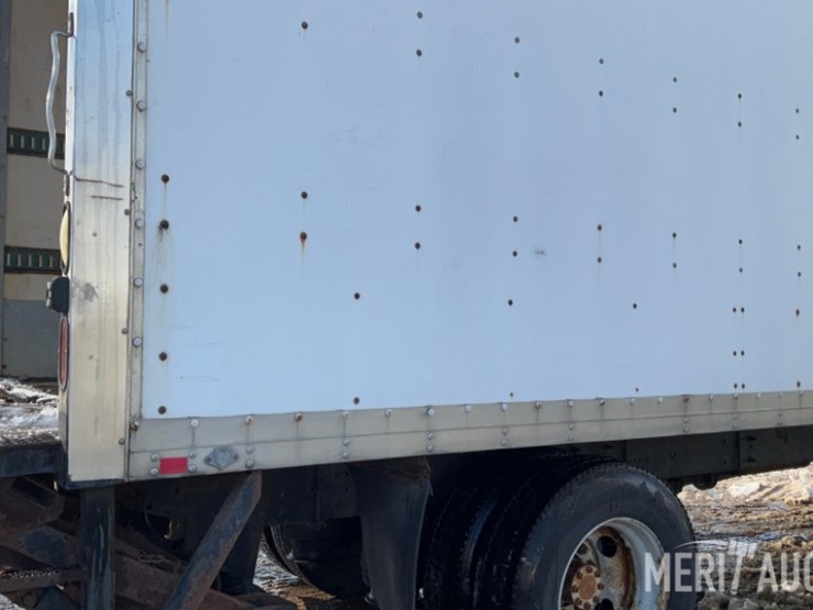 2007-international-durastar-4300-image-33