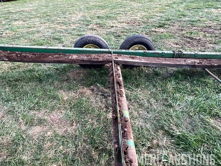 john-deere-implement-trailer-image-37