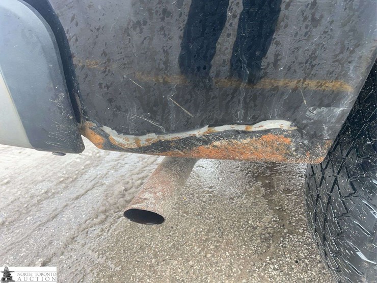 2013-chevrolet-silverado-1500-image-37