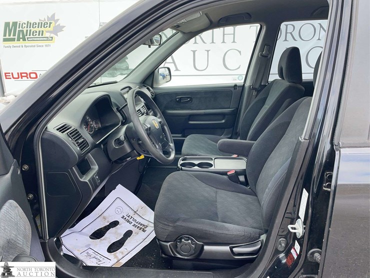 2005-honda-crv-image-12