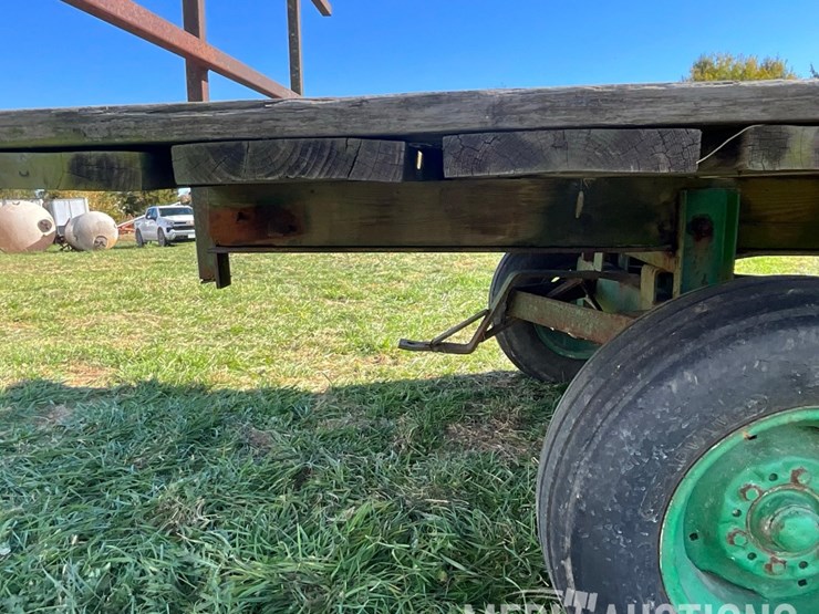 hay-rack-on-running-gear-image-33