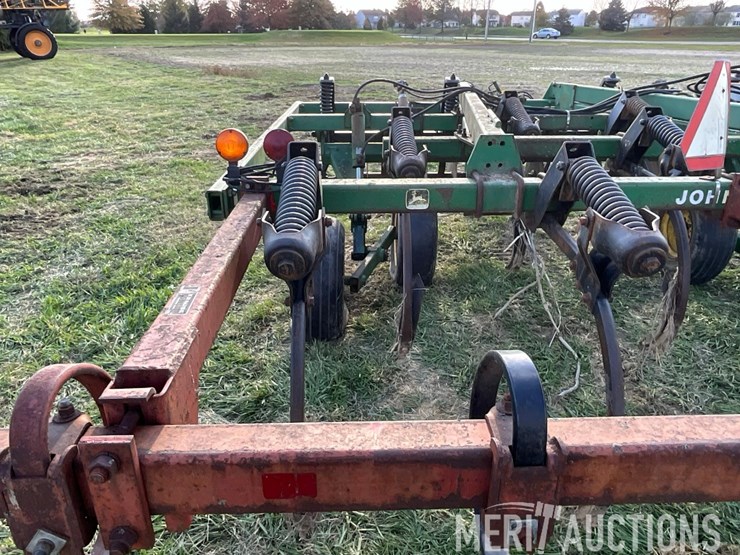 john-deere-714-image-21