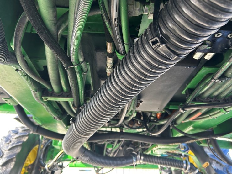 2013-john-deere-4940-image-100