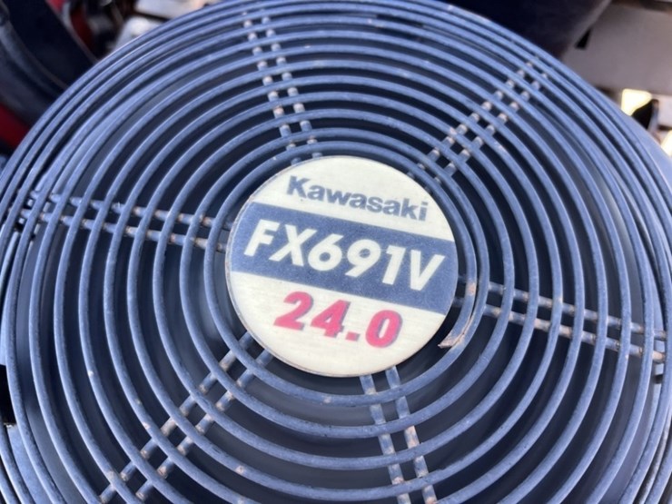 2011-gravely-proturn-48-image-14