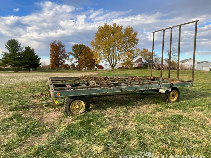 hay-rack-on-john-deere-running-gear-image-1