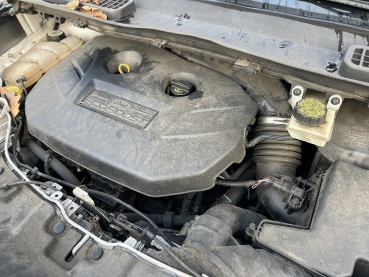 2013-ford-escape-se-image-11