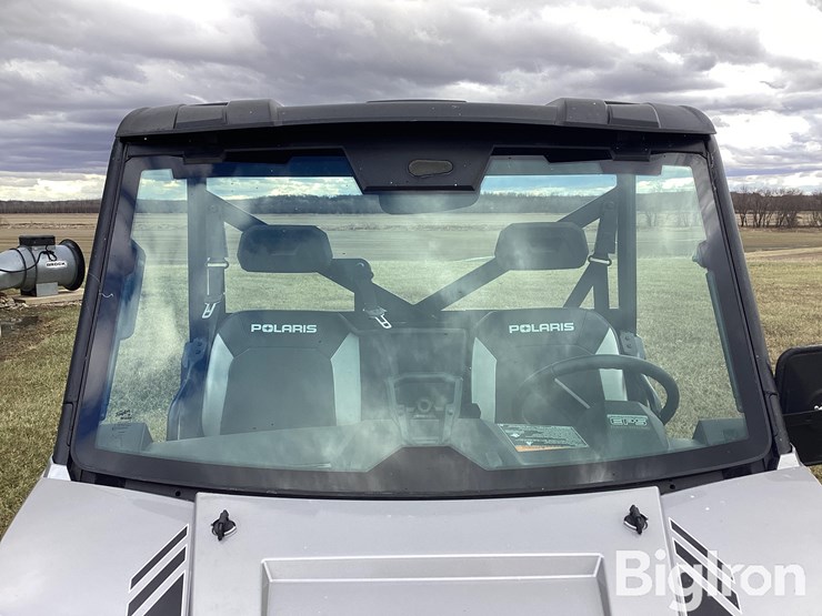 2015-polaris-ranger-image-11