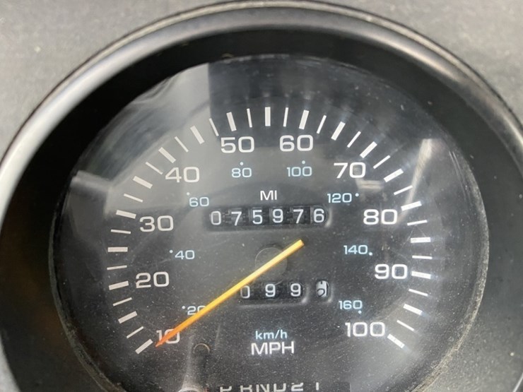 1990-dodge-ram-350-image-26