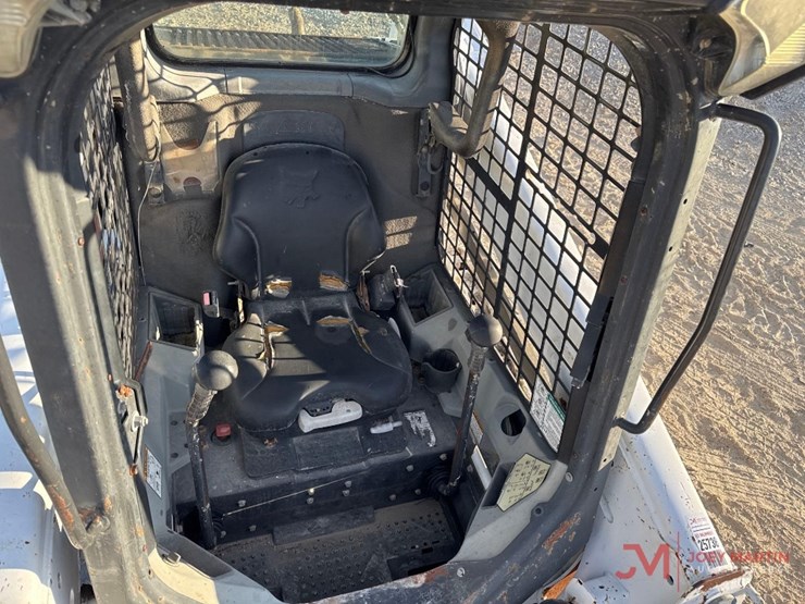 2015-bobcat-t590-image-14
