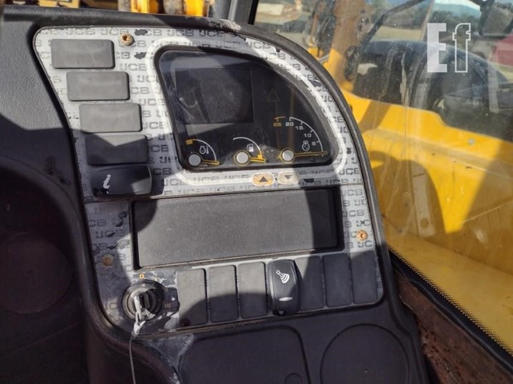 2017-jcb-510-42-image-7