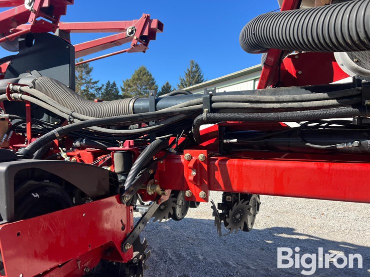 2013-case-ih-1250-image-19