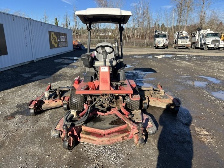 2011-toro-groundsmaster-4000d-4wd-rotary-mower-image-8