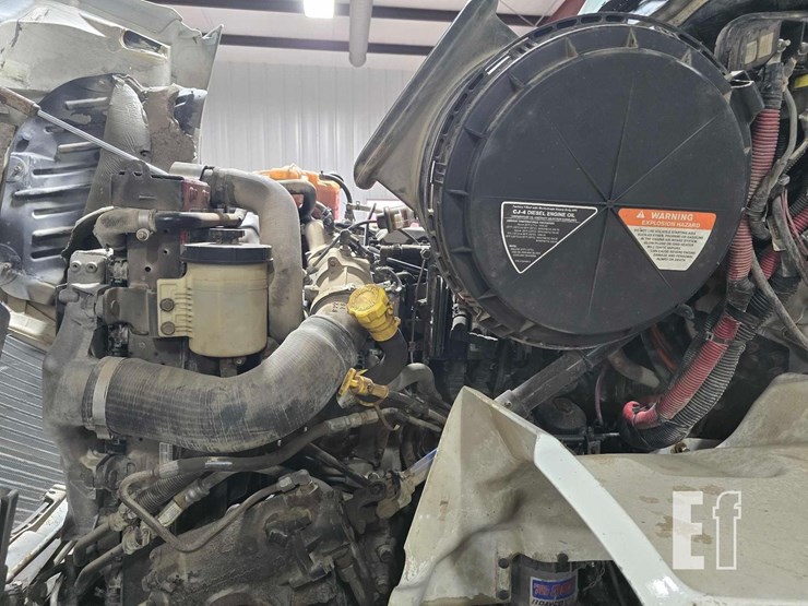 2017-international-transtar-8600-image-21