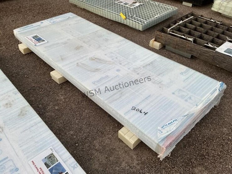 (20)-35in-x-8ft-polycarbonate-panels-image-1