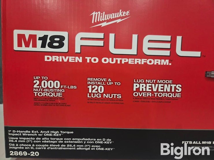 milwaukee-1"-battery-operated-impact-wrench-image-4