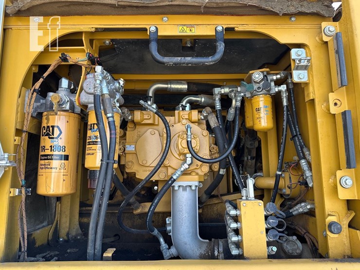 2018-caterpillar-336fl-image-25