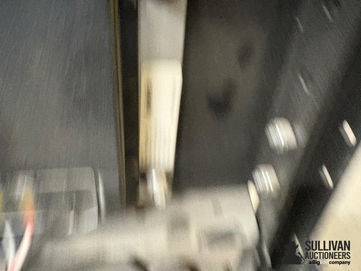 john-deere-gator-image-14