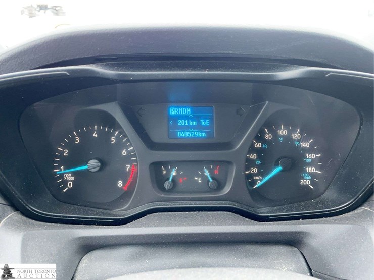 2015-ford-transit-image-15