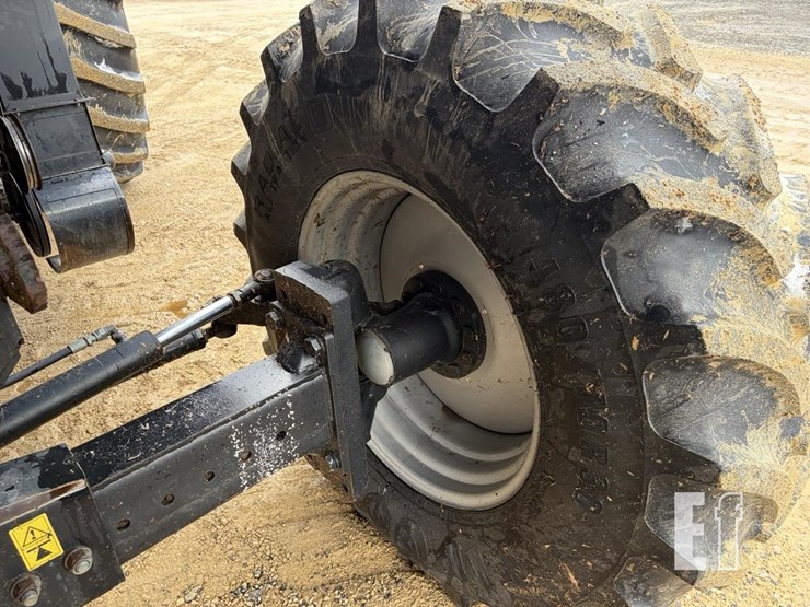 2012-case-ih-7120-image-16