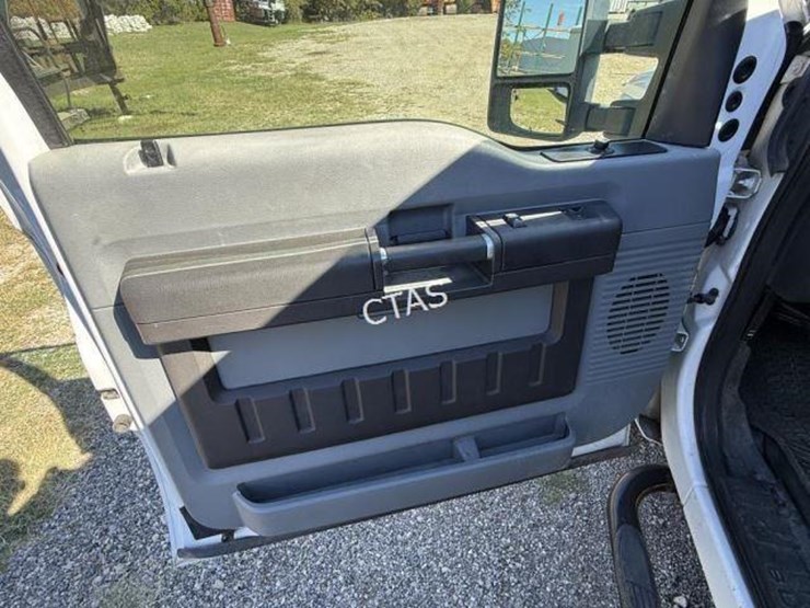 2011-ford-f350-image-4