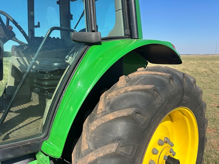 2006-john-deere-7320-image-34