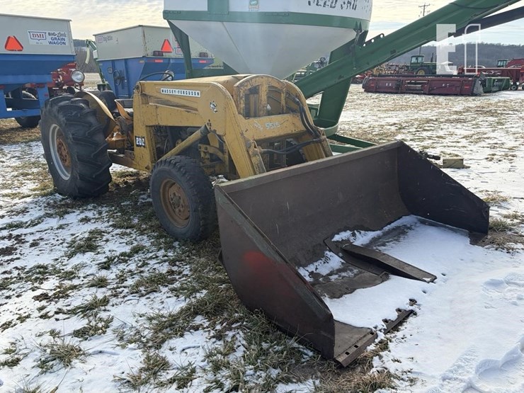 massey-ferguson-65-image-5