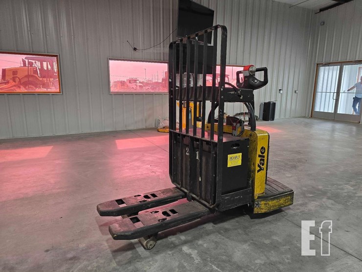 2014-yale-mpe060lf-image-1